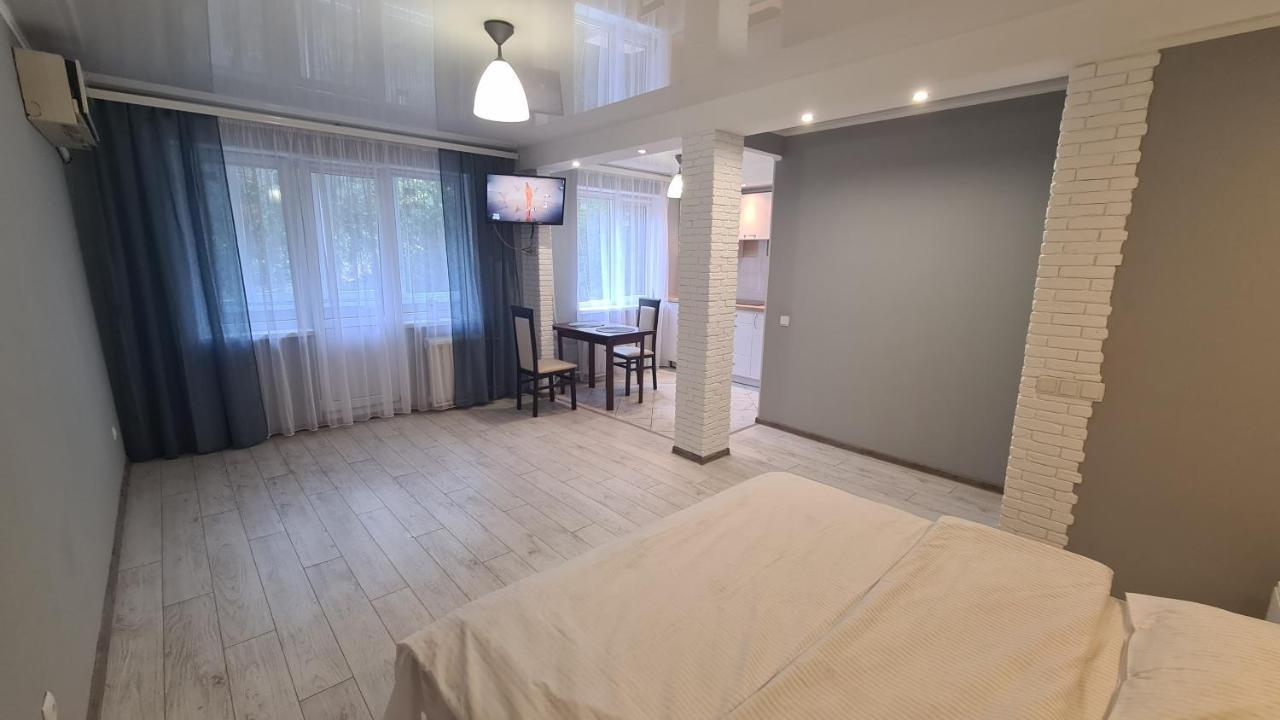 Apartaments On Vulytsia Heroiv Ato 32 Кривой Рог Екстериор снимка